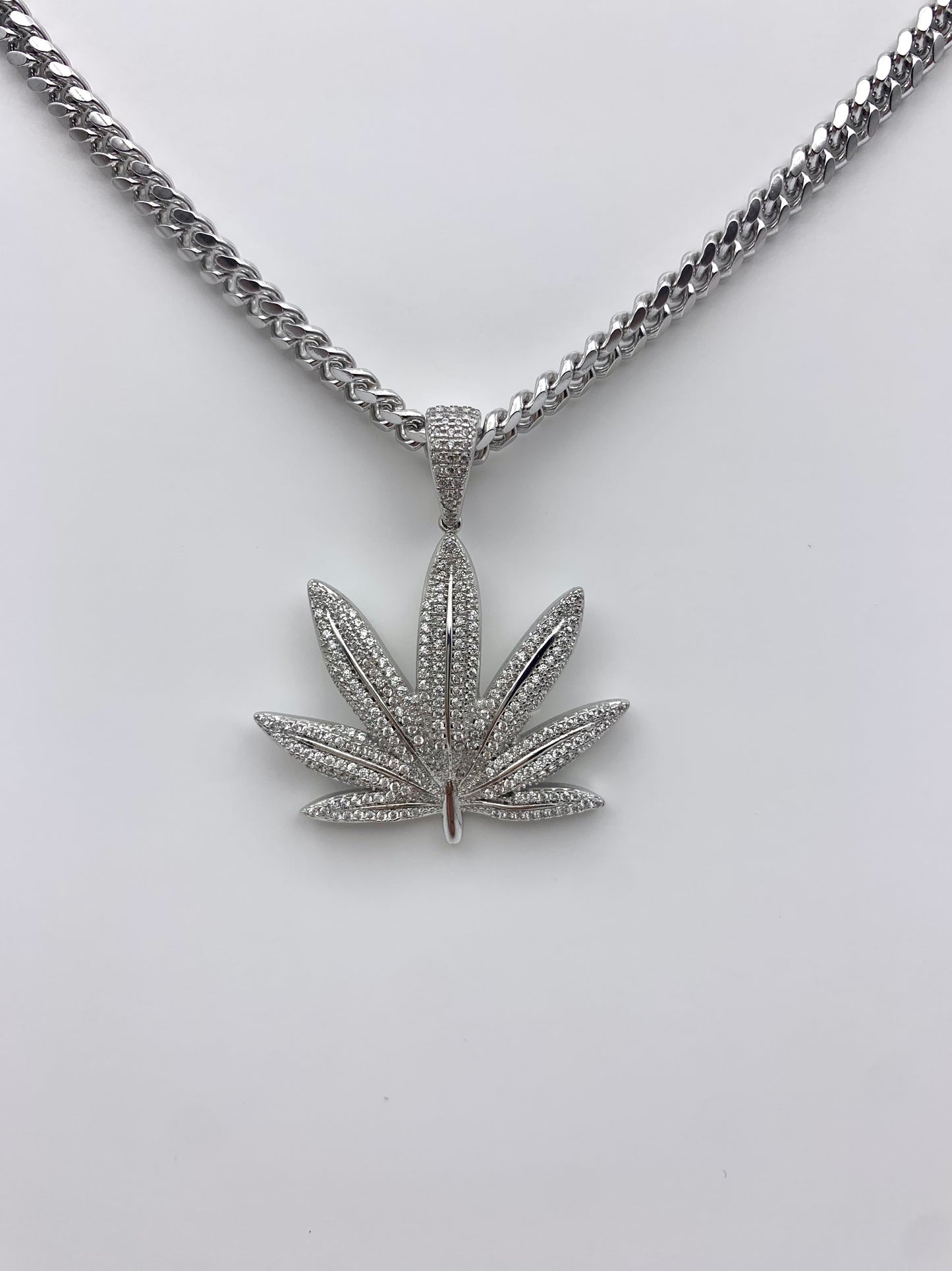 Mary h na Leaf Necklace