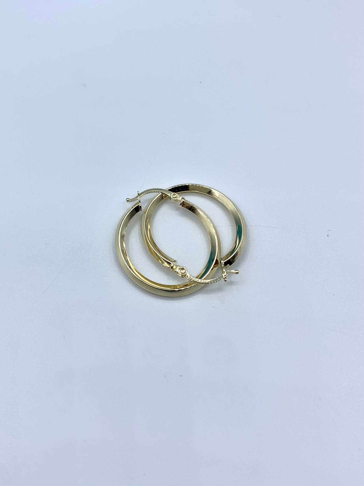 14 K YELLOW GOLD HOOPS