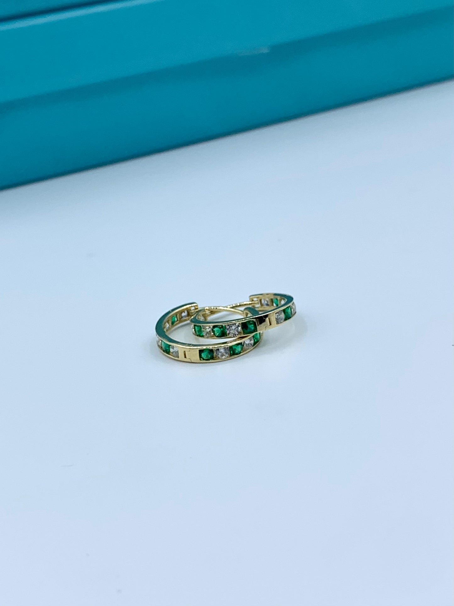 14 K YELLOW GOLD GREEN CZ HOOPS