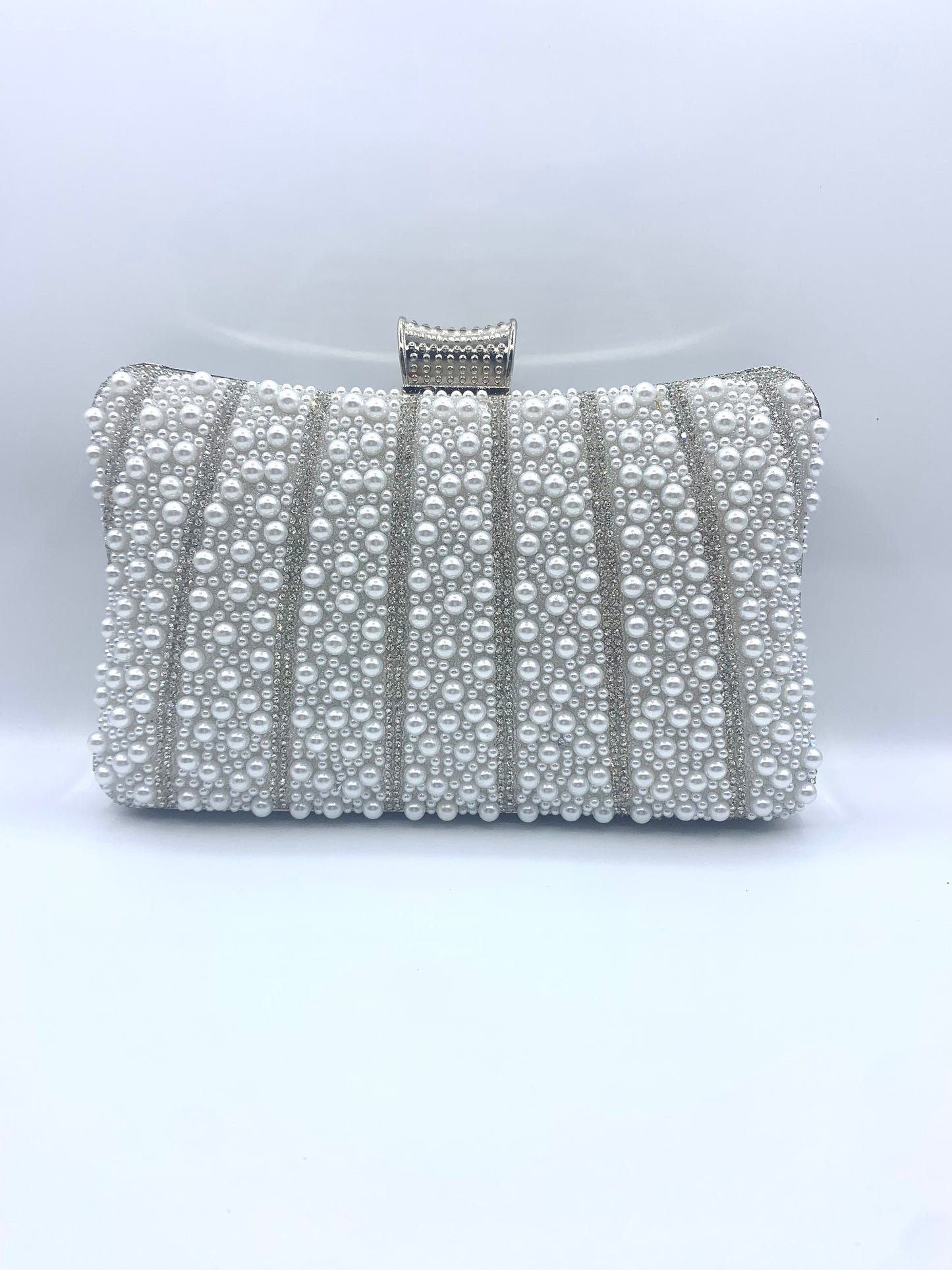 Pearl Clutch